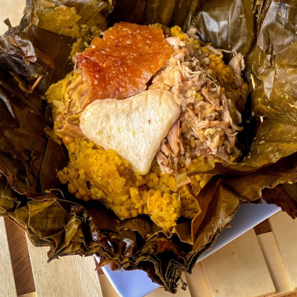 Tamal con Lechona